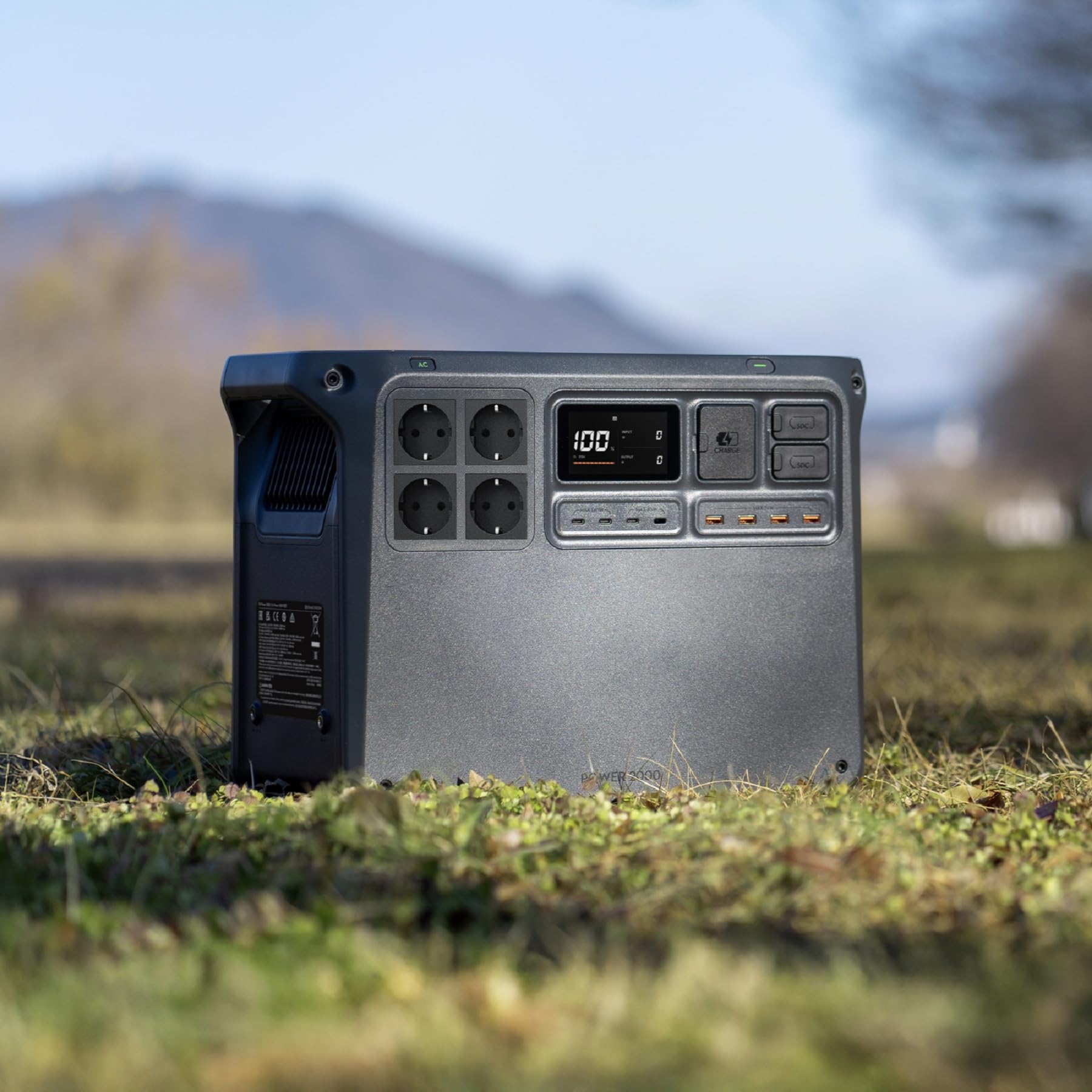 DJI Power 2000, station électrique portable 2 048 Wh (Batterie LFP), format compact, sortie stable de 3 000 W, recharge de 0–80% en 45 min, générateur électrique portable pour maison & camping