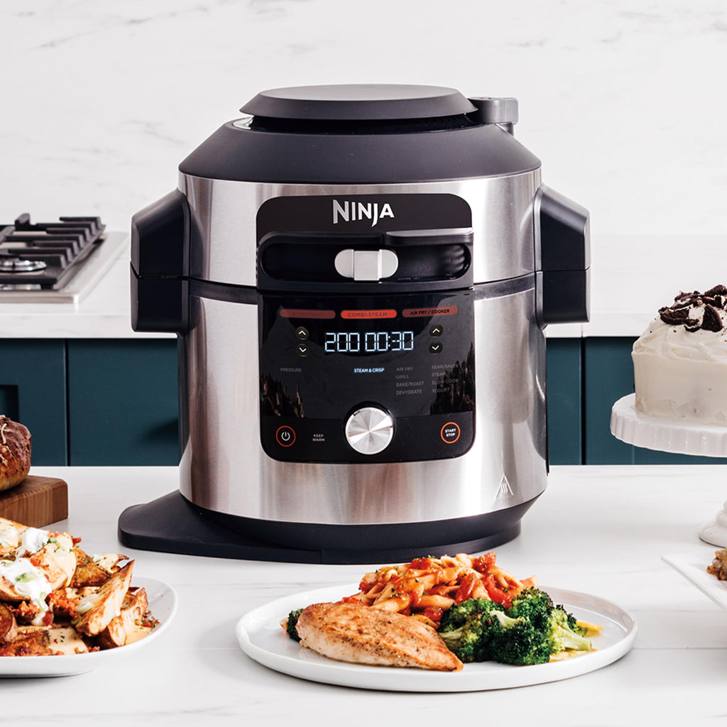 Ninja Multicuiseur Foodi MAX Air Fryer, SmartLid, 12 fonctions de cuisson, 7.5L, Autocuiseur 12 en 1, Cuisson sous pression, Friture à l'air, Cuisson lente et plus, Acier inoxydable, OL650EU